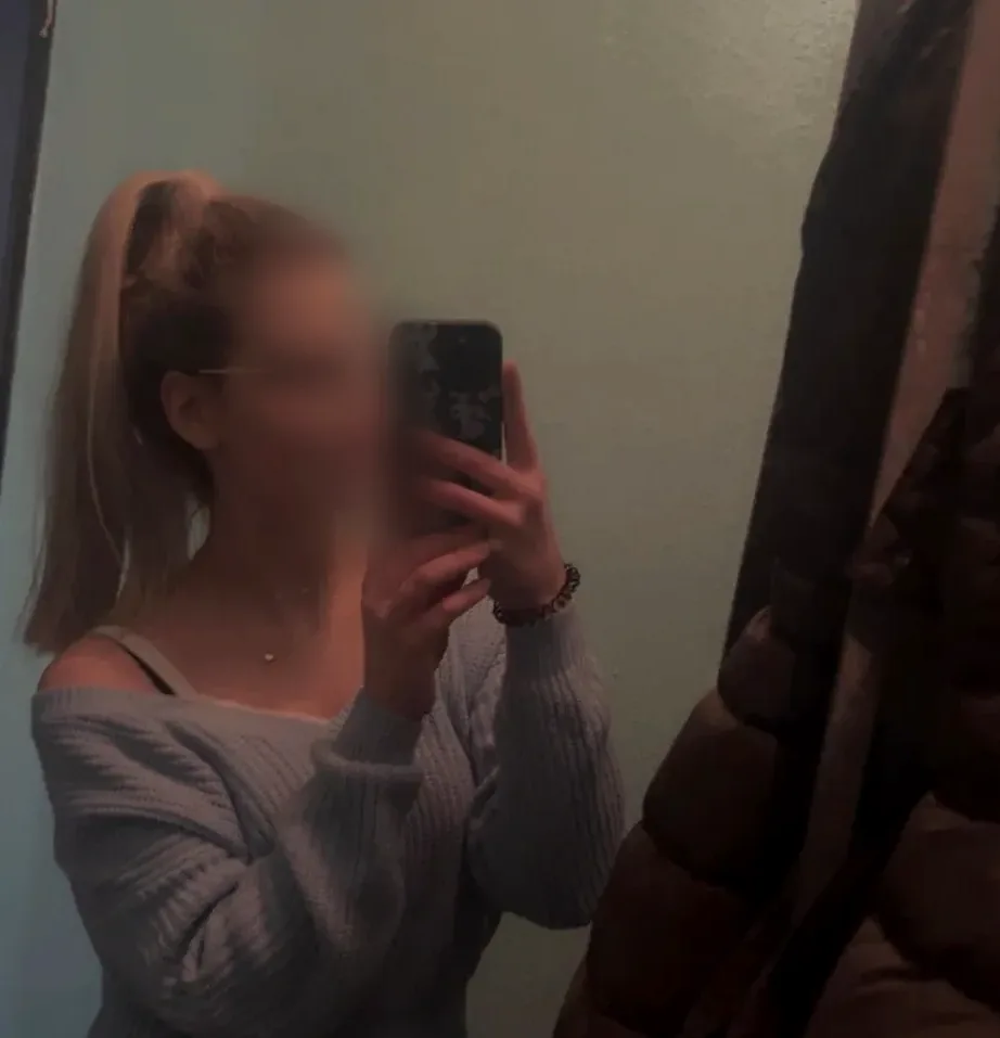 Charlotte, 26