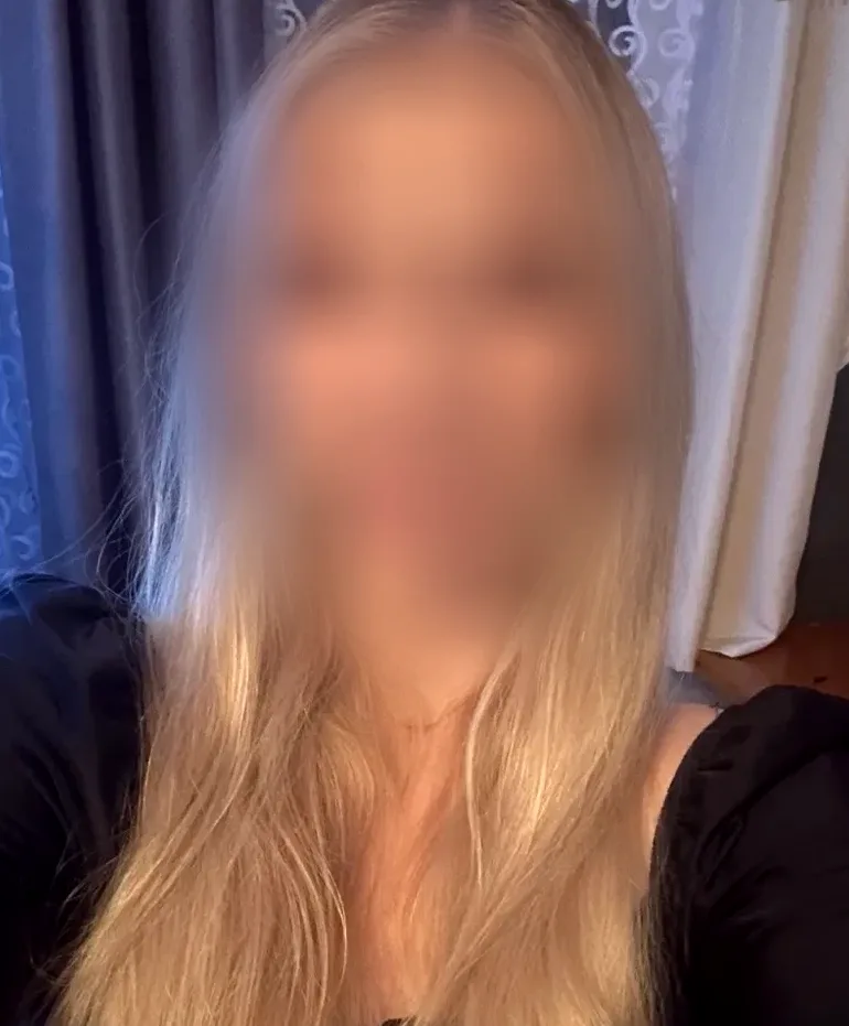 Chiara, 26