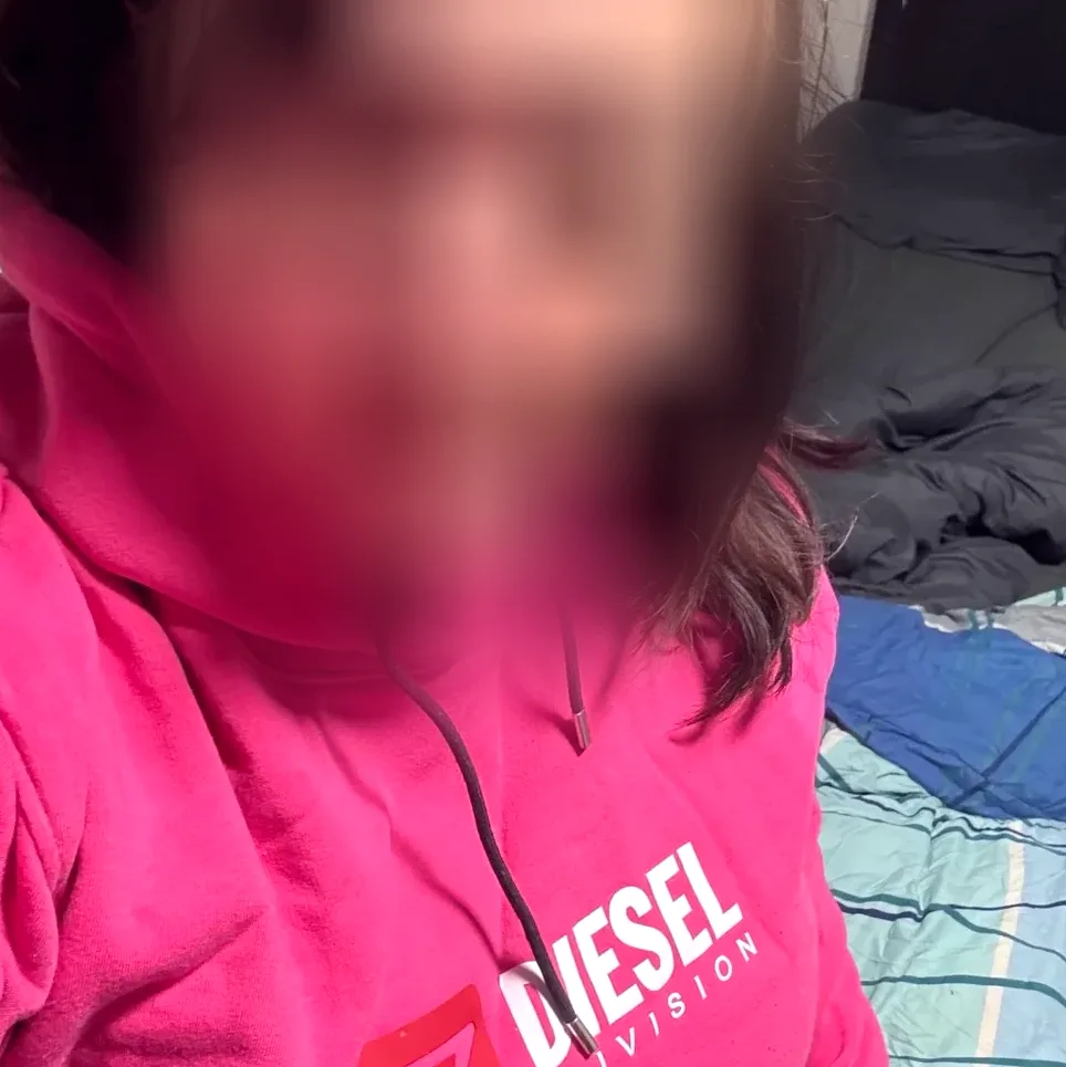 Emilia, 30